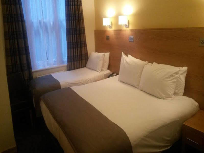 Regency Parkside Londra